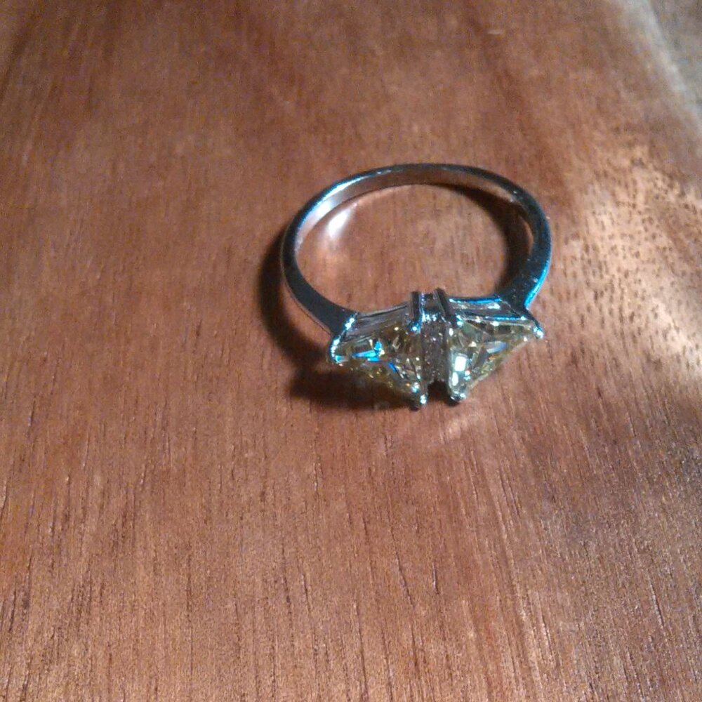 Simulated Peridot and White Diamond Sterling Silver Ring (Size 6)
